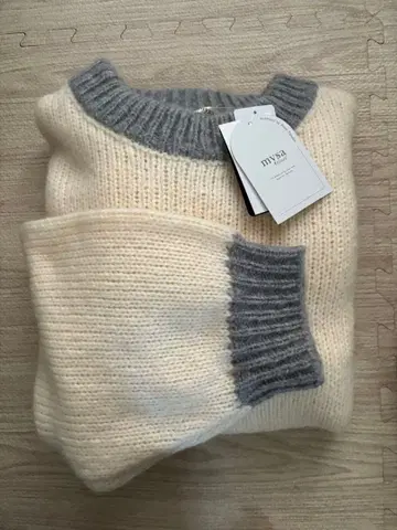 시마무라 다나카 리나 mysa 배색 니트 화이트 LL