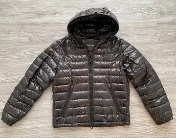 DUVETICA 후드 부착 다운 자켓 블랙 사이즈 46