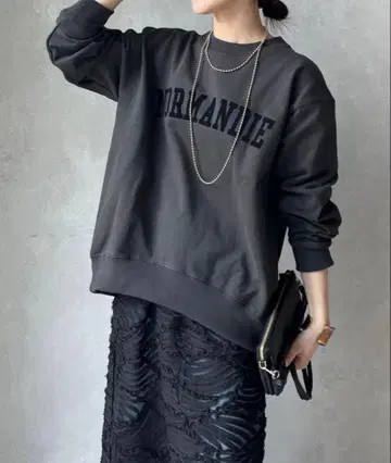 doudou 쭈리 플로키 프린트 스웨트