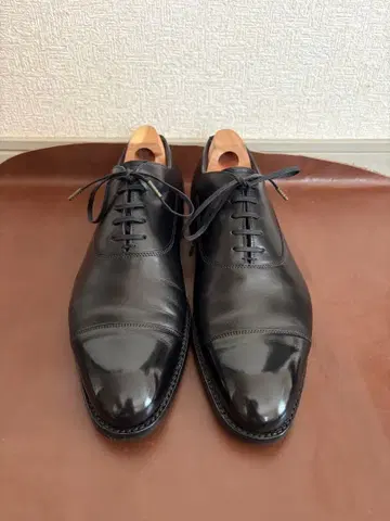 새상품급 CHEANEY 치니 버킹엄 블랙