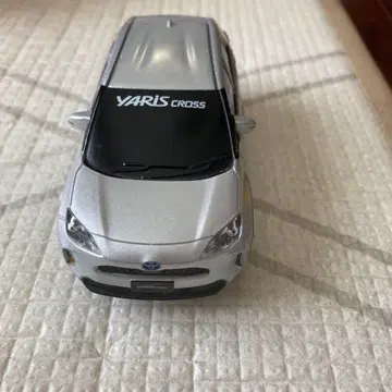 YARIS CROSS 실버 미니카
