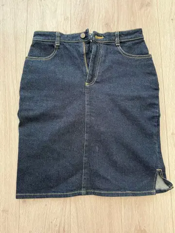 LOVE BOAT 다크 데님 타이트 스커트