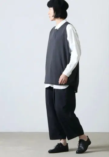 미즈이로 인드 쿨 넥 코쿤 베스트 베이지