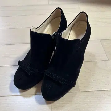 로디스포토 숏부츠 리본