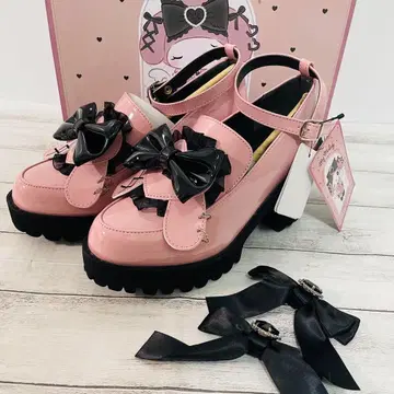 산리오 마이멜로디 메로쿠로 통굽 로퍼 S 사이즈