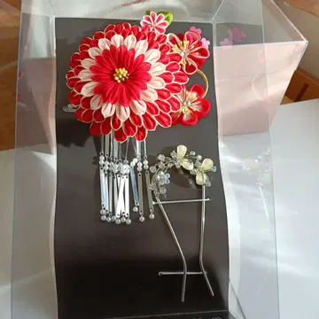 기모노 일본 의류 머리 장식 헤어콤 빨간색과 하얀색 꽃