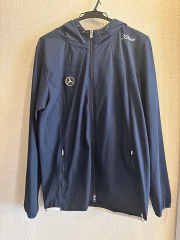 Titleist Mercedes-Benz 콜라보 후드티