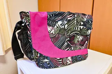 하이 시에라 숄더백