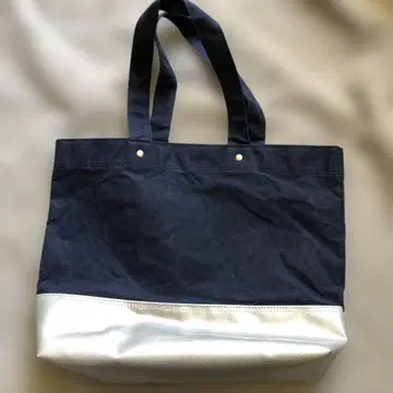 가방의 마을 BAGWORKS 파라핀 가공 토트백 네이비 x 실버