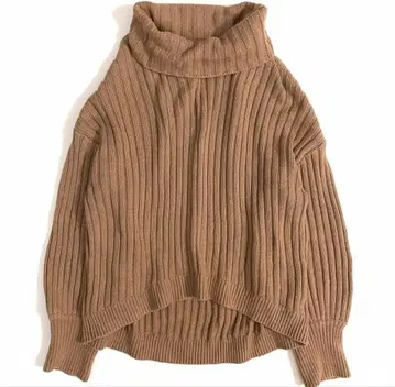 SLOBE IENA 베이지 터틀넥 스웨터