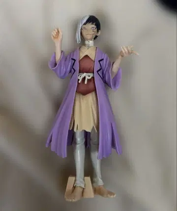 Dr.STONE 닥터스톤 아사기리 겐 피규어