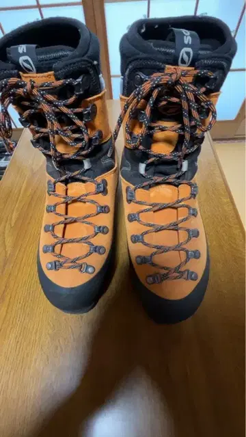 SCARPA 등산화 몽블랑GTX 오렌지/블랙 사이즈 EU 40