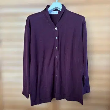 퍼플 버튼 가디건