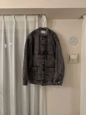 INNERIT 그레이 데님 자켓