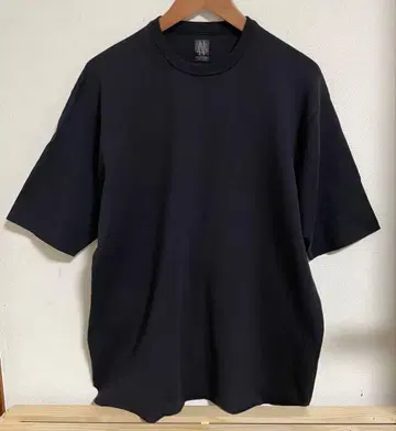 Batoner 바토너 Smooth T-Shirt 블랙