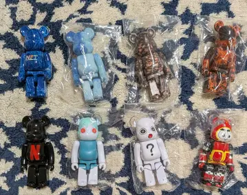 [ 베어브릭 8종 세트 ] 시리즈물