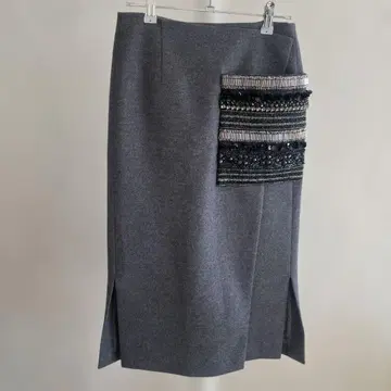 ADORE 비즈 장식 그레이 타이트 스커트 38