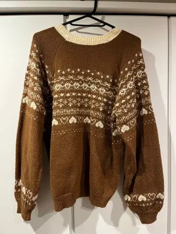 treat urself 트리트 유어셀프 니트