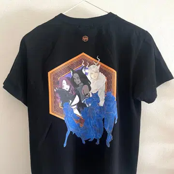 여왕벌 T셔츠 [ 결성 15주년 기념 정정정(15) ]