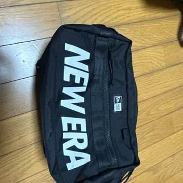 NEW ERA 메쉬 숄더백 블랙
