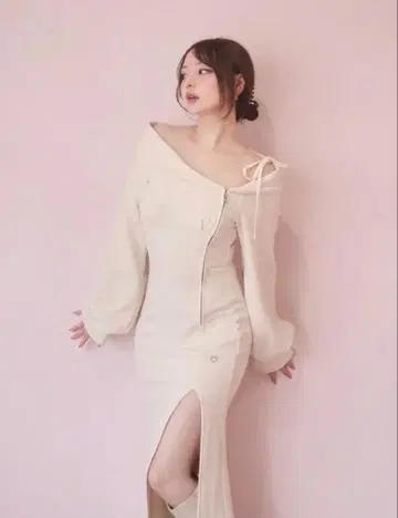 andmary/앤드마리/Carina 슬릿 드레스