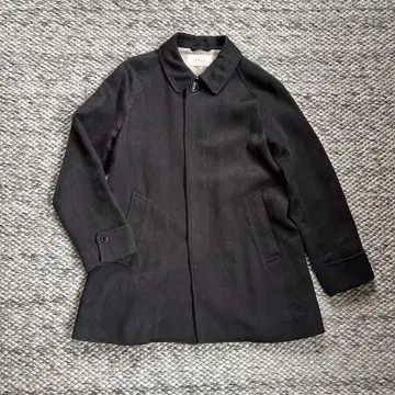 네스트로브 컨팩트 두꺼운 원단의 린넨 코트 사이즈 3 블랙