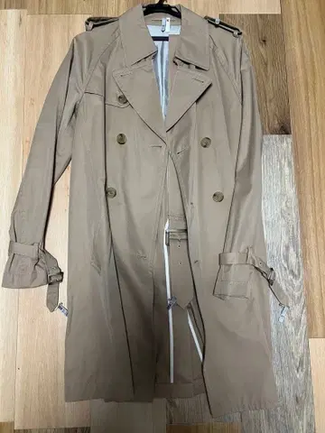 ALPHA INDUSTRIES 베이지 트렌치코트