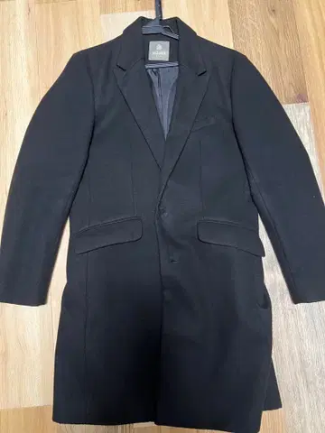 블랙 체스터 코트