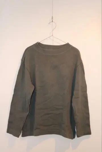 MHL. 그레이 긴팔 맨투맨