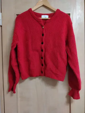 스튜디오 클립 가디건