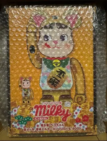 BE@RBRICK 마네키네코 페코짱 금 도금 축광 밀키