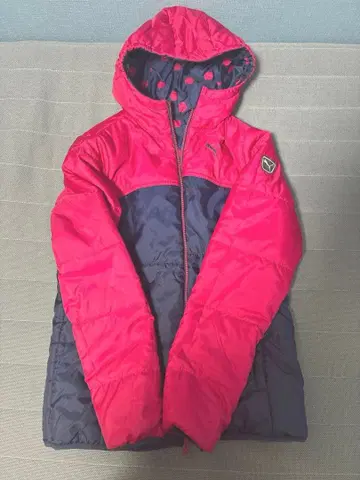 PUMA 도트 무늬 마운틴 후드티 핑크/네이비 자켓