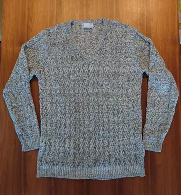 TORNADO MART 그레이 V넥 니트 스웨터