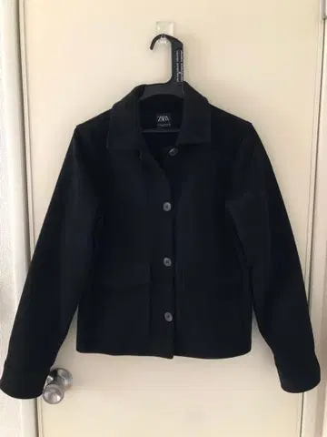 Zara 오버 셔츠/자켓