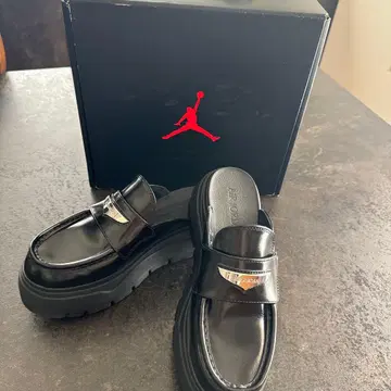 조던 블랙 로퍼 24cm