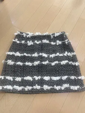 BIRTHDAY BASH 스커트