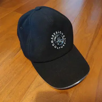 MARK&LONA 블랙 캡 스컬 자수