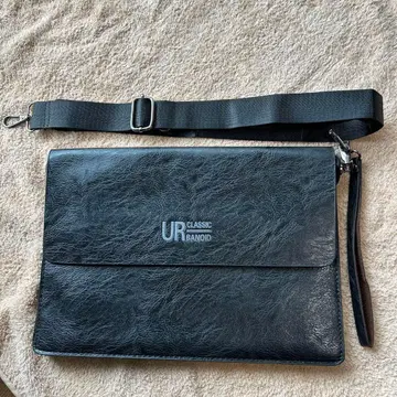 UR 클래식 바노이드 블랙 클러치백