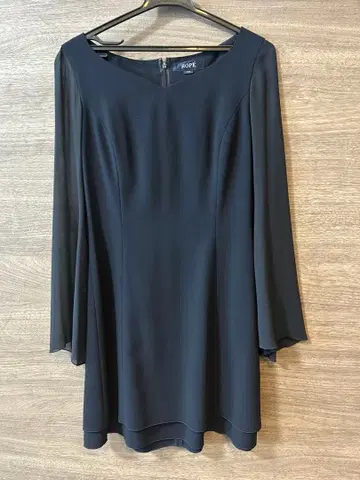 Rope 네이비 긴팔 원피스