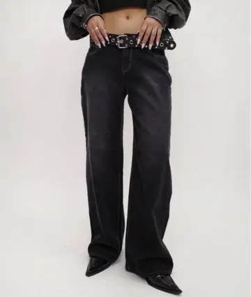 [새상품급] who's who gallery 코듀로이 플레어 팬츠 네이비