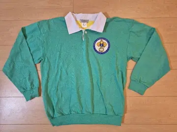 오사카 국제대학 옷깃 트레이닝복