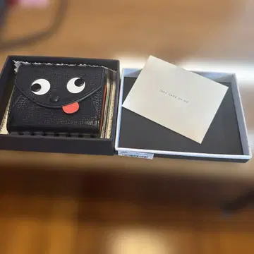 3단 폴더형 지갑 ANYA HINDMARCH