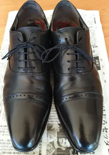 MADRAS INC. 블랙 드레스 신발 27.0cm