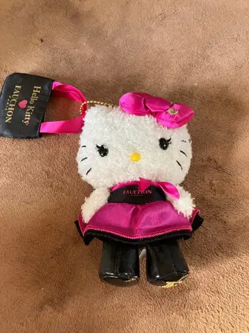 헬로키티 FAUCHON 콜라보 봉제 인형 마스코트