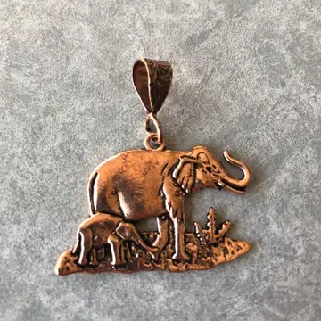 인도의 코끼리 모자 펜던트 탑