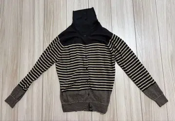 JOHN SMEDLEY 스트라이프 가디건 앙상블