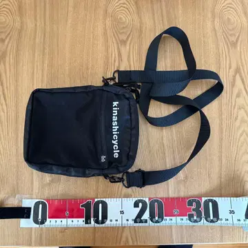 kinashicycle 블랙 숄더백