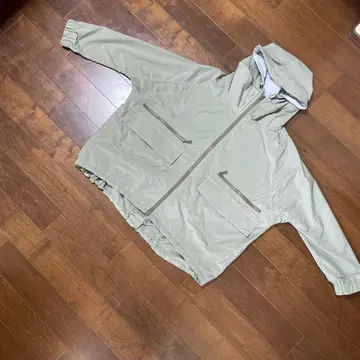 MILKFED. 후드 부착 라이트 카키 자켓