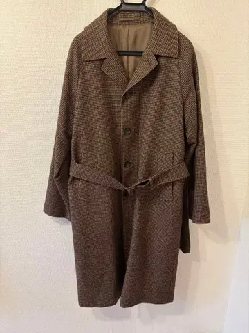 브라운 체크 코트