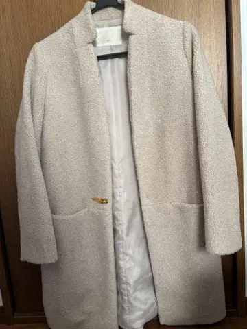 RAY CASSIN 베이지 보아 롱 코트